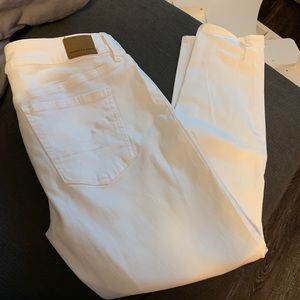 American eagle Jegging ankle white pants